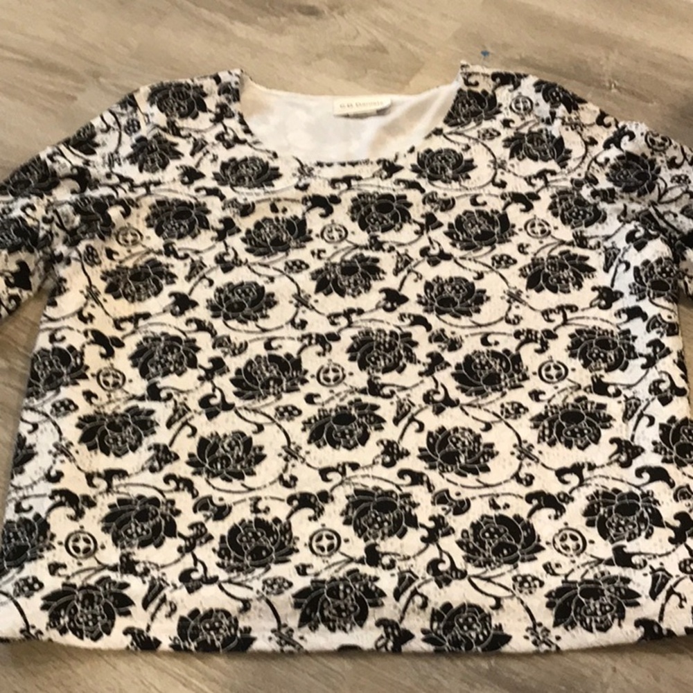 ☑️ C. D. Daniels~~Nice Top~☑️